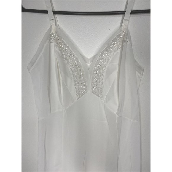 Vintage Artemis White Full Slip Embroidered Sheer Sz 34 B Tall 1950's Dress - Picture 2 of 9